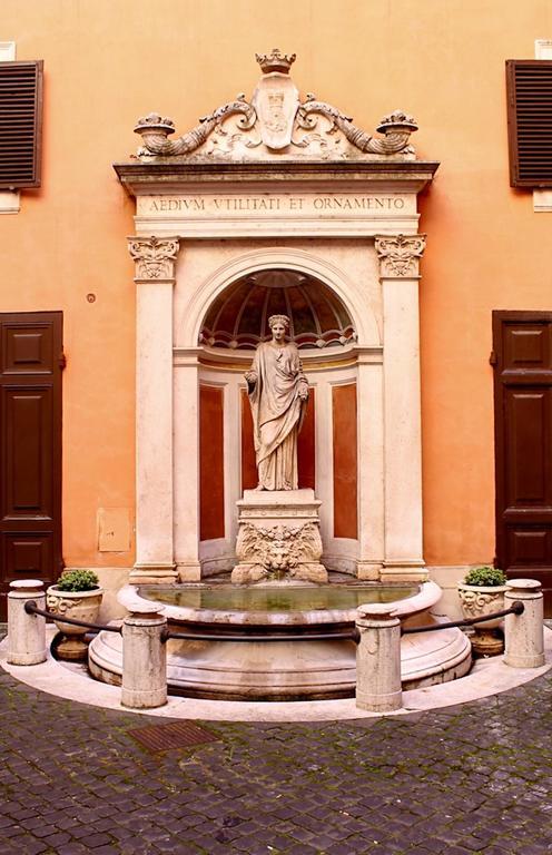 Piazza Colonna - Charme Holidays Apartment Rom