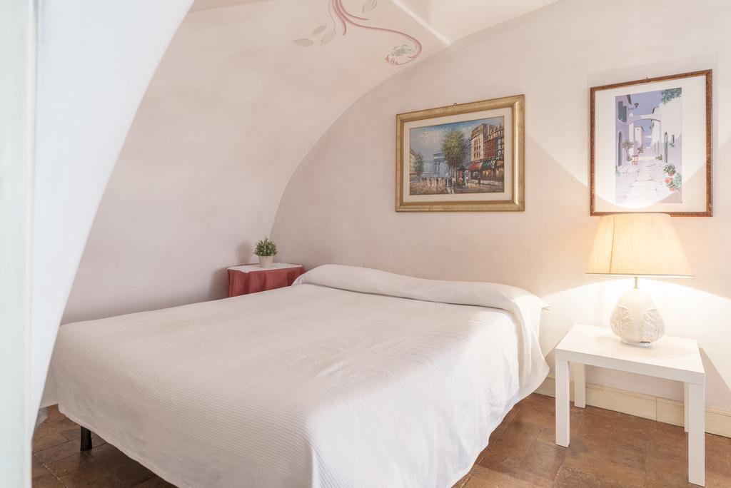 Piazza Colonna - Charme Holidays Apartment *