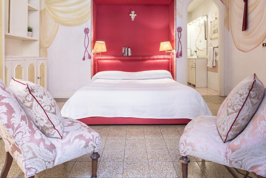 Piazza Colonna - Charme Holidays * Rom
